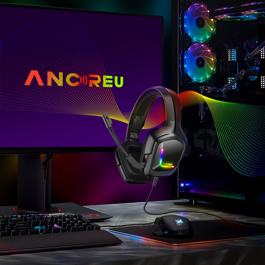 Custom Wired Cool Gaming Headphones With RGB