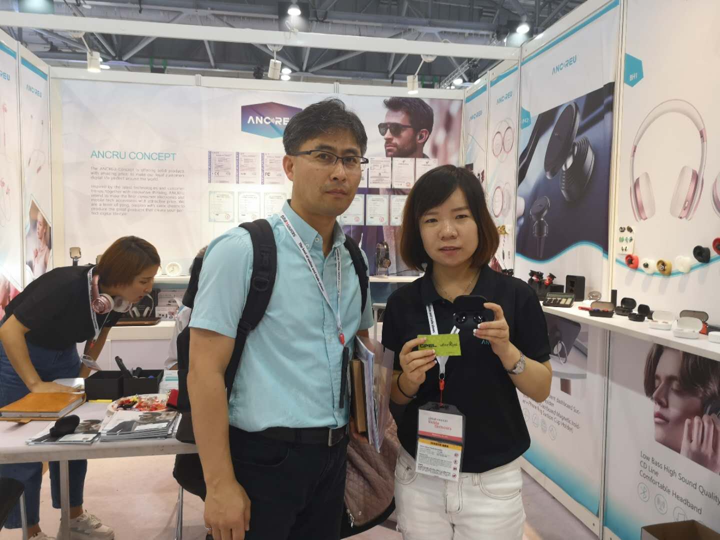 Ancreu OEM Custom Wired Headphone for Korea Market